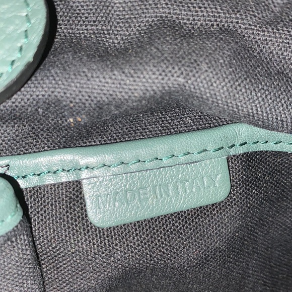 Crossbody - Picture 6 of 8